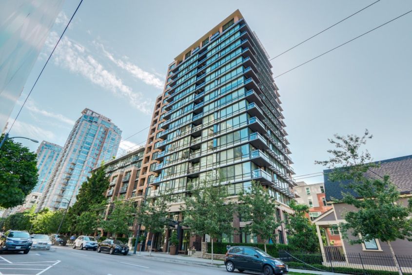 Richards Living- 1088 Richards St, Vancouver, Canada