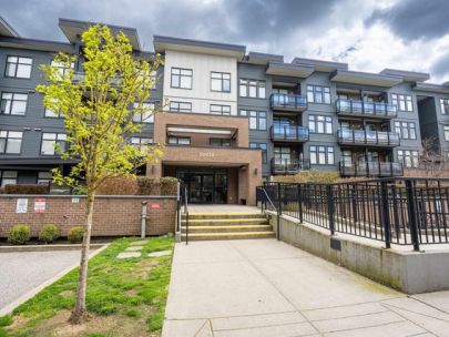 VARSITY - 20078 Fraser Hwy, Langley, BC V3A 4E5, Canada