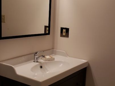 2072-purcell-way-north-vancouver-bc-v7j-3k3-2