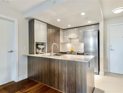 #517 1088 Richards Street, Vancouver BC V6B0J8