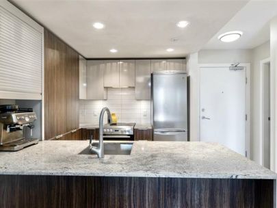 517-1088-richards-street-vancouver-bc-v6b0j8-2