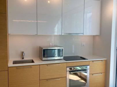 613 Prime 13438 Central Ave, Surrey, BC V3T 0N2, Canada