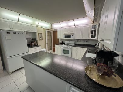 803 EIGHTEENTH STREET, NEW WESTMINSTER BC V3M 6W8