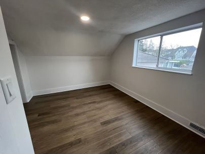 3275-victoria-dr-vancouver-bc-v5n-4m3-2