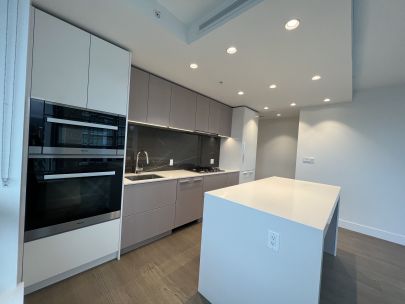 1675 Lions Gate Lane North Vancouver British Columbia Canada - V7P