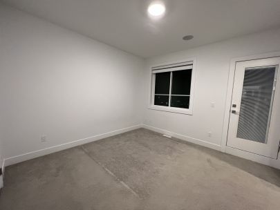 30-8140-166-st-surrey-british-columbia-v4n6w1-2