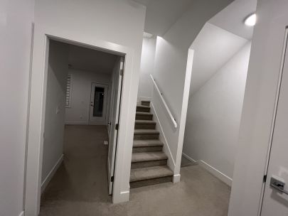 30-8140-166-st-surrey-british-columbia-v4n6w1-2