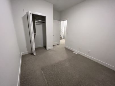 30-8140-166-st-surrey-british-columbia-v4n6w1-2