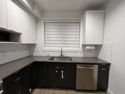 30-8140-166-st-surrey-british-columbia-v4n6w1-2