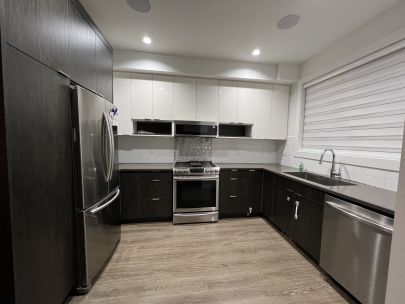 #30 8140 166 St, Surrey British Columbia V4N6W1