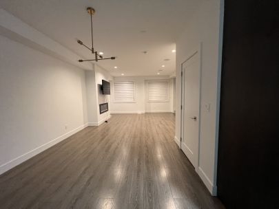 30-8140-166-st-surrey-british-columbia-v4n6w1-2