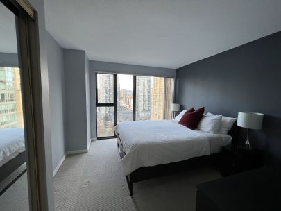 1155-homer-st-1703-vancouver-bc-v6b-5t5-canada-2