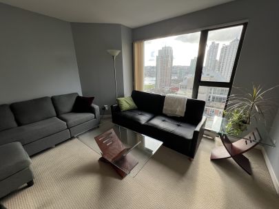 1155-homer-st-1703-vancouver-bc-v6b-5t5-canada-2