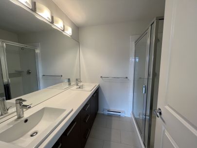 89-14838-61-ave-surrey-bc-v3s-2p9-2