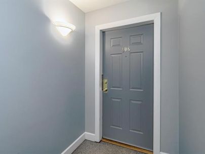 406-13680-84-avenue-surrey-british-columbia-v3w0t6-2