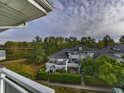 406-13680-84-avenue-surrey-british-columbia-v3w0t6-2