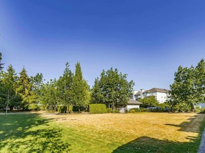 406-13680-84-avenue-surrey-british-columbia-v3w0t6-2