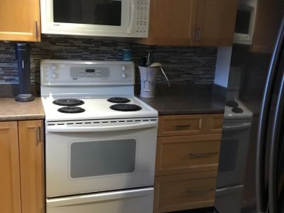 6232 Greenside Dr W, Surrey, BC V3S 5M8, Canada