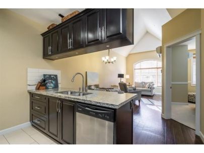 8288 207A St., Langley Twp, BC V2Y 0L2, Canada