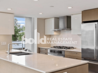 central-305-1618-quebec-street