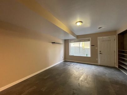 9971-120a-st-surrey-bc-v3v4j2-2