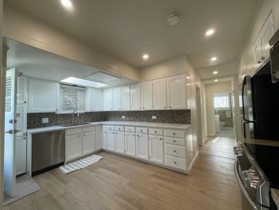 #1819 Inglewood Ave, West Vancouver BC V7V1Y8