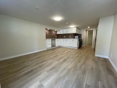 1819-inglewood-ave-west-vancouver-bc-v7v1y8-2