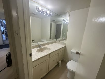 110-3136-kingsway-vancouver-bc-v5r-5k1-canada-2