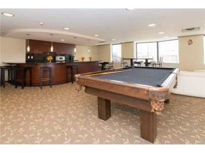 305-4250-dawson-st-burnaby-bc-v5c-4b1-2