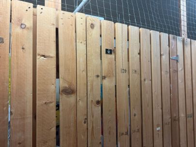 305-4250-dawson-st-burnaby-bc-v5c-4b1-2