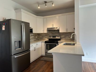 18181 68 Ave, Surrey, BC V3S 9J1, Canada