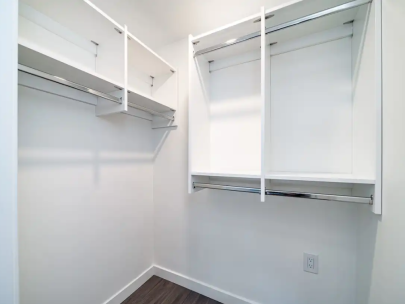 512-210-east-5th-ave-vancouver-bc-v5t-ok1-2