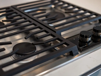 512-210-east-5th-ave-vancouver-bc-v5t-ok1-2