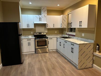 5966 131A street, Surrey BC V3X 0C3