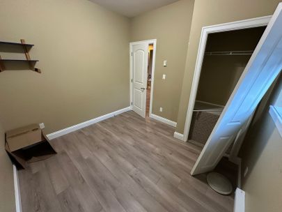 5966-131a-street-surrey-bc-v3x-0c3-2