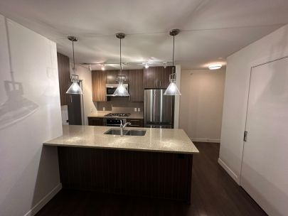 2108-608-belmont-street-new-westminister-british-columbia-v3m-0g8-2