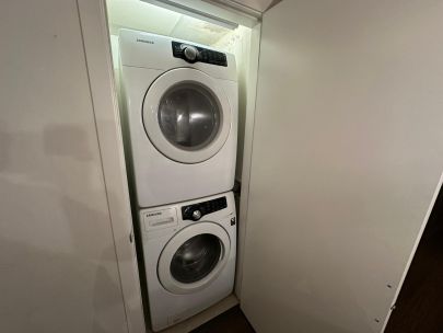 2108-608-belmont-street-new-westminister-british-columbia-v3m-0g8-2