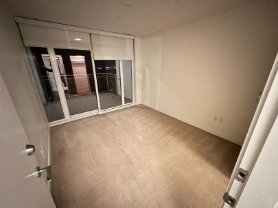 2108-608-belmont-street-new-westminister-british-columbia-v3m-0g8-2