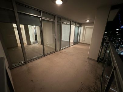 2108-608-belmont-street-new-westminister-british-columbia-v3m-0g8-2