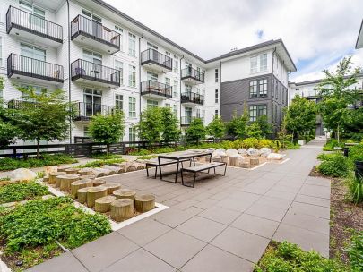 316-13929-105-boulevard-north-surrey-whalley-british-columbia-v3t-0r5-2