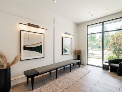 316-13929-105-boulevard-north-surrey-whalley-british-columbia-v3t-0r5-2