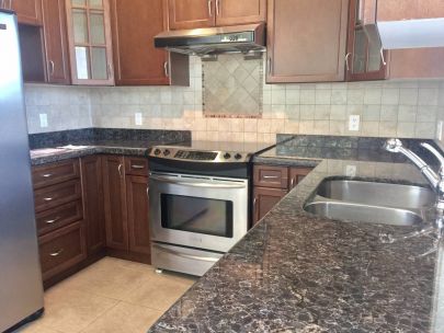 3-br-family-home-main-house-at-victoria-fraserview-for-rent