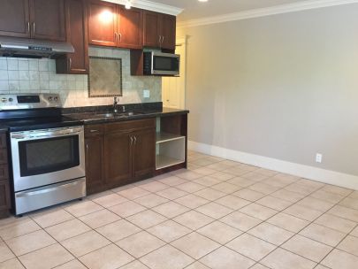 ground-floor-2-br-suite-wlarge-private-patio-at-fraserview