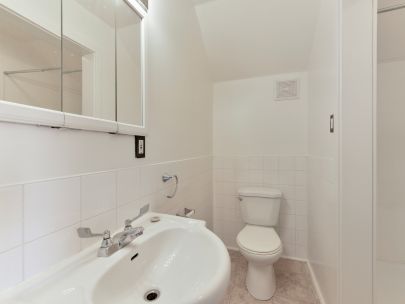 lovely-2-bedroom-family-home-at-hastings-district-for-rent-2