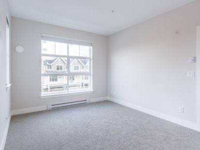 luxury-living-2br2bath-at-winter-crescent-south-surrey