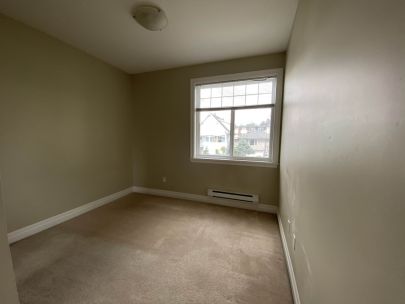 6988-arcola-st-burnaby-bc-v5e-1h6-canada-2