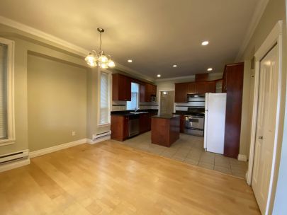 6988-arcola-st-burnaby-bc-v5e-1h6-canada-2