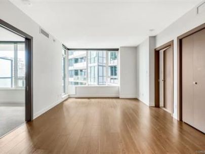 730-68-smithe-street-vancouver-bc-v6b-0p4-2