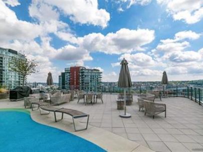 730-68-smithe-street-vancouver-bc-v6b-0p4-2