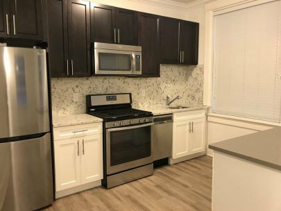 #15 – 1609 Cypress St. Vancouver BC V6J 3L4